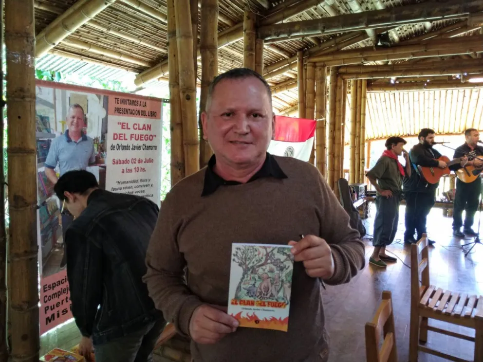 Orlando Chamorro presentará su libro, "El umbral difuso", en Iguazú