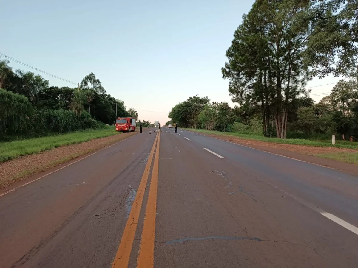 Santo Pipó: un peatón falleció tras tirarse debajo de un camión