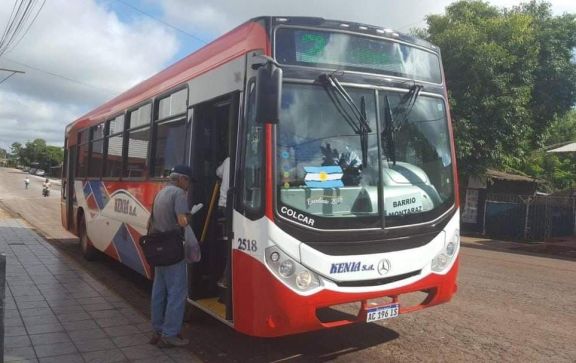 Complicaciones en Piray con el transporte urbano y en Montecarlo esperan que se revea la tarifa