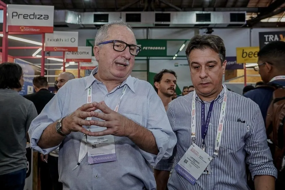 Passalacqua visitó la feria de startups y emprendedores más grande de Latinoamérica