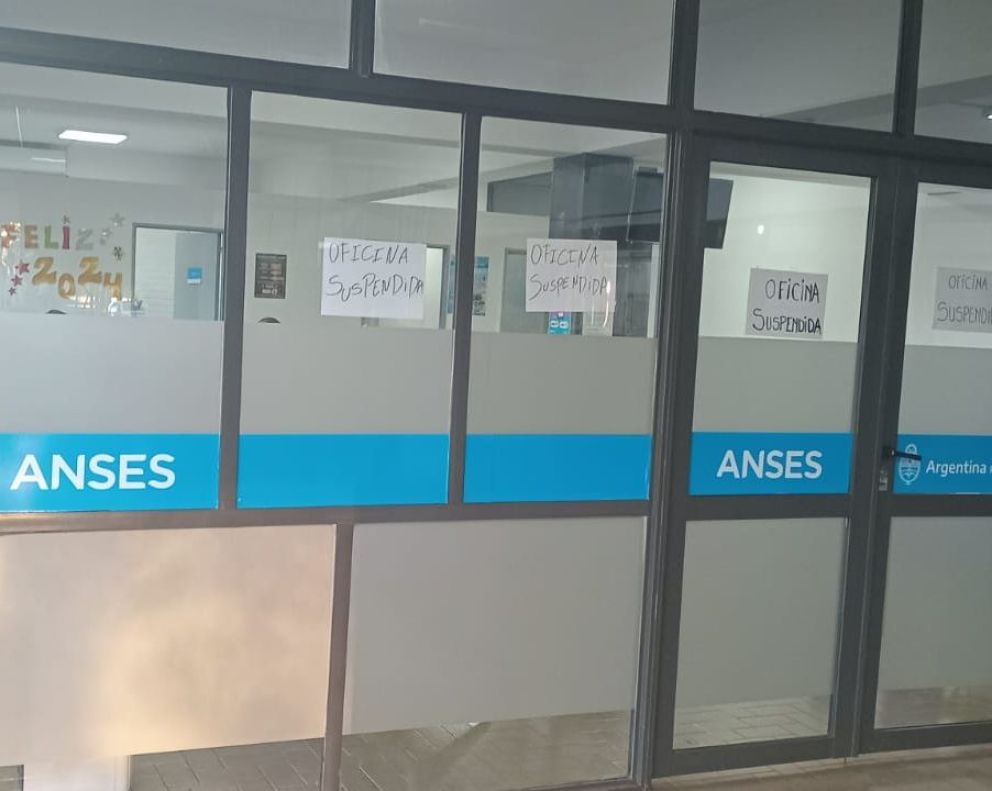 Vecinos autoconvocados de Jardín América intentan evitar que se cierre la oficina de Anses