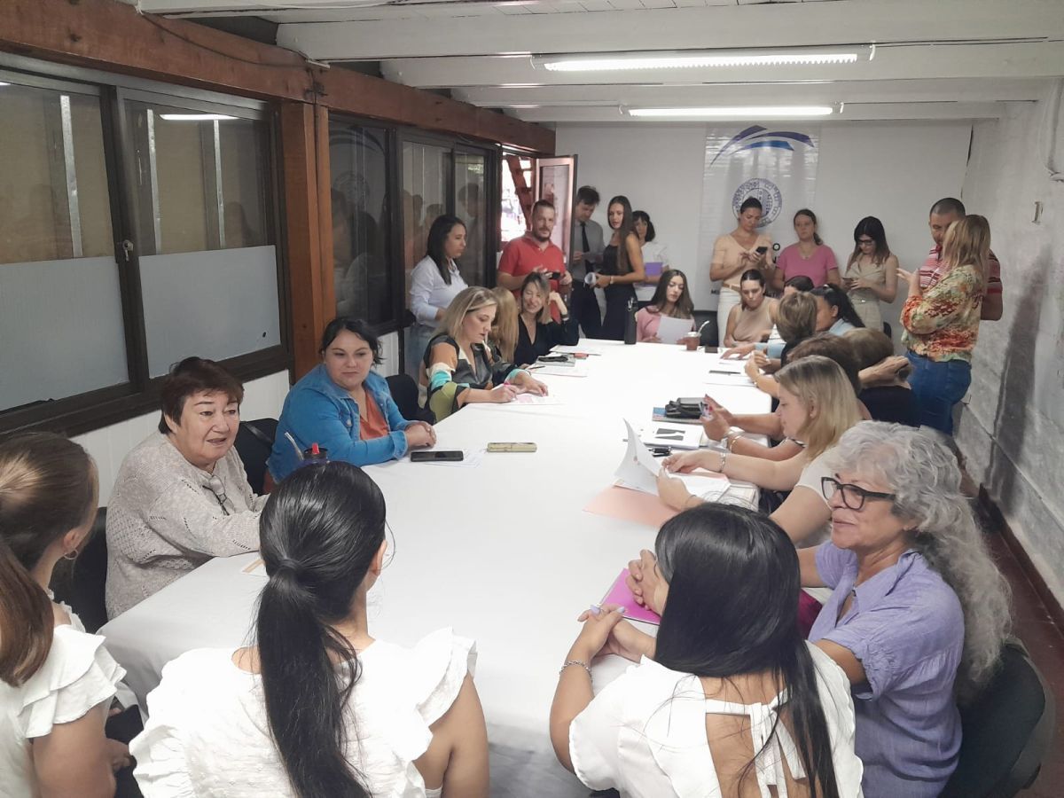 El Parlamento de la mujer obereña se reunió para trabajar en proyectos