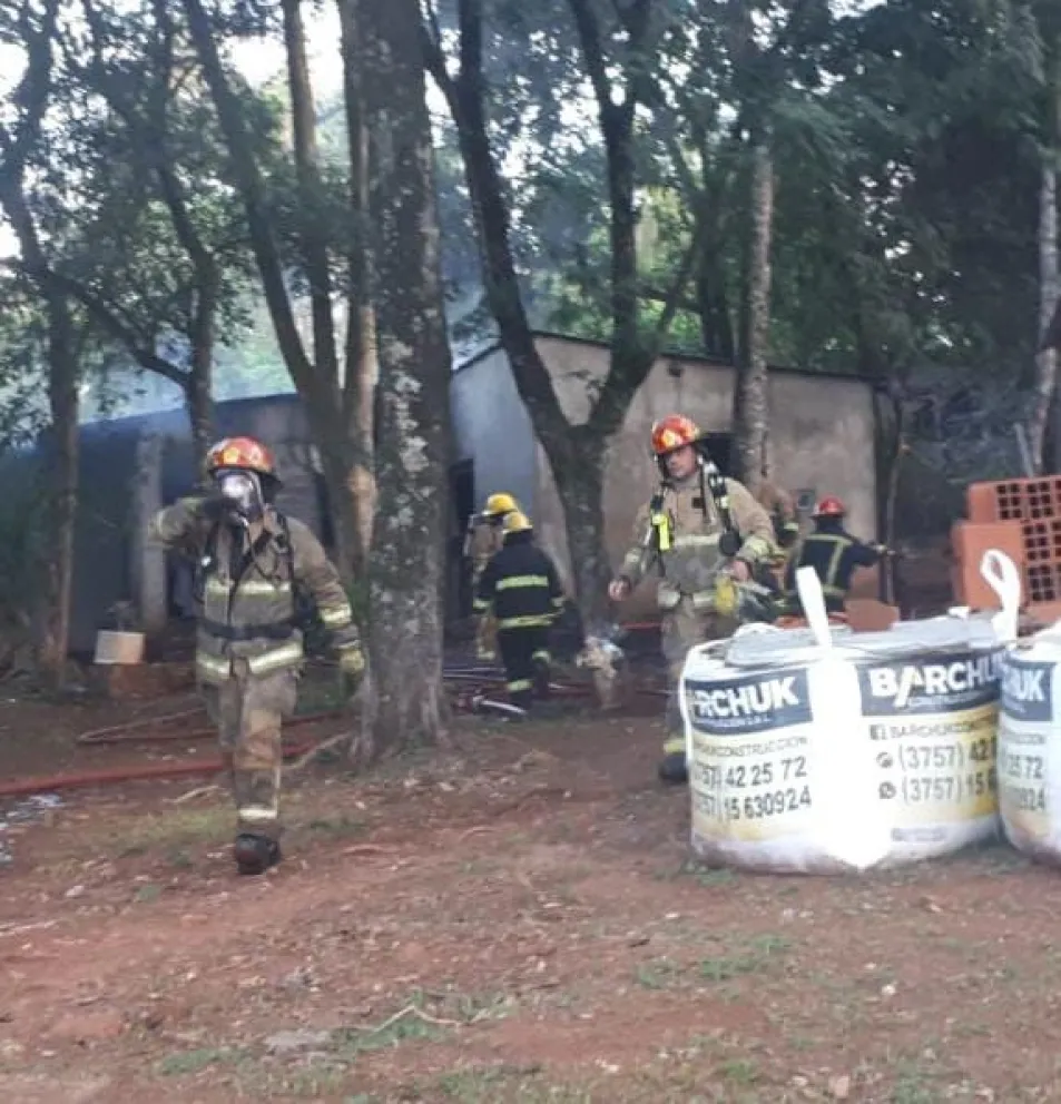 Dos monoambientes fueron consumidos por el fuego en Riberas del Paraná