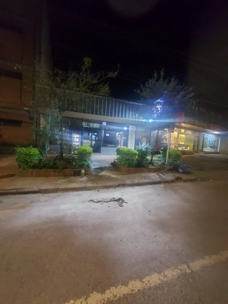 Investigan la muerte de un hombre que se incendió en plena vía publica ...