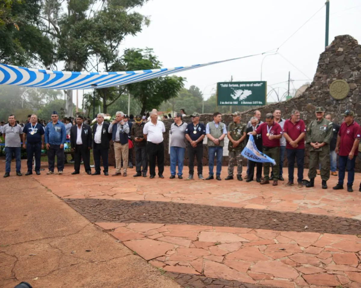 Apóstoles fue  escenario de homenaje a los veteranos y caídos en Malvinas