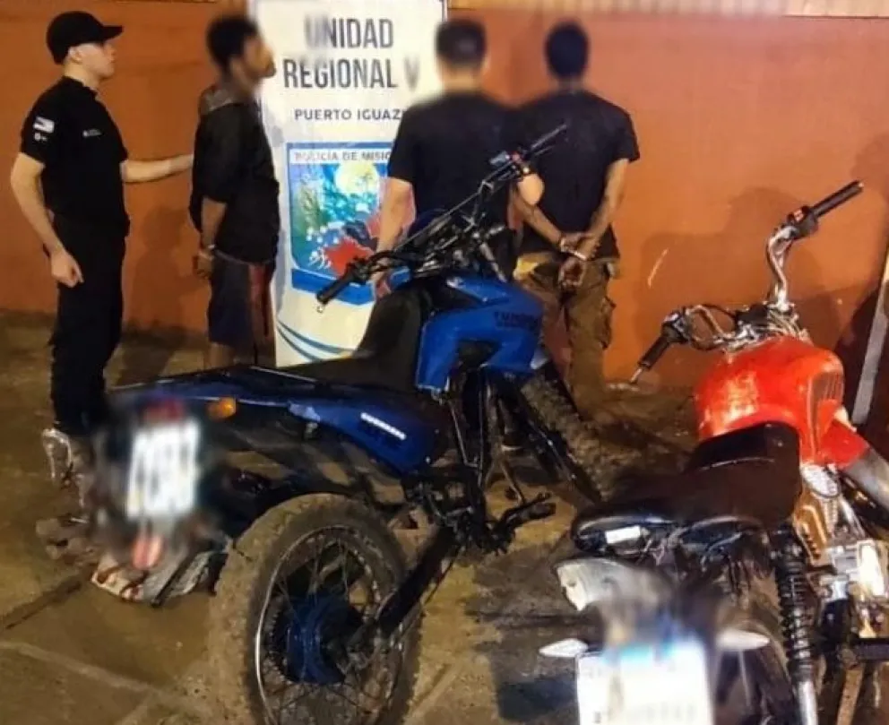 Iguazú: fueron detenidos tras ser sorprendidos con una moto que fue robada en Ruiz de Montoya