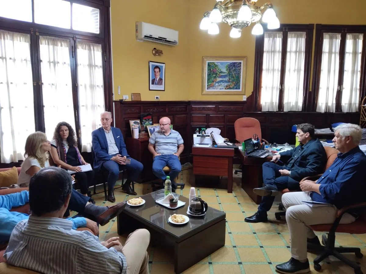 La Provincia y la Confederación Económica abordaron la actual coyuntura económica