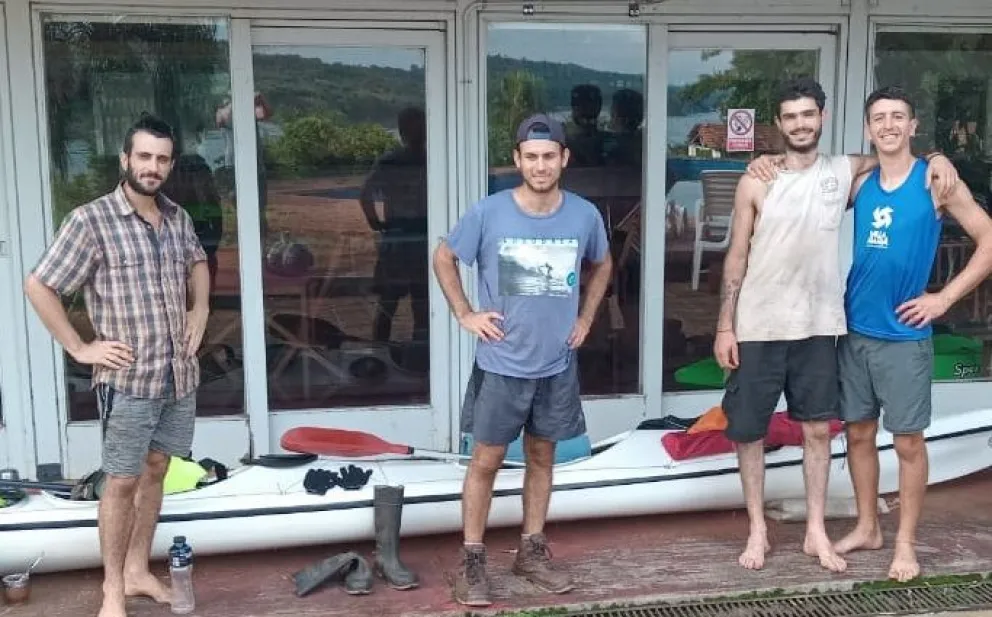  De Montecarlo a Rosario por el Paraná en Kayak 