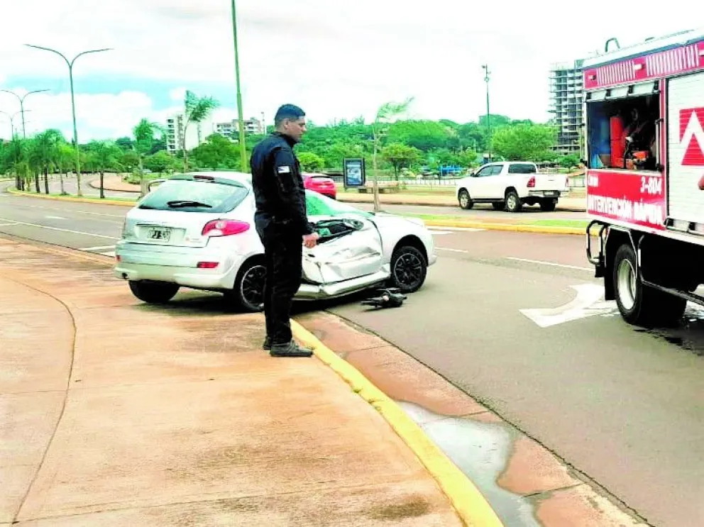 Una fiscal requirió un proceso penal para determinar la responsabilidad del estudiante que manejaba el coche siniestrado en la Costanera. //Foto: El Territorio.