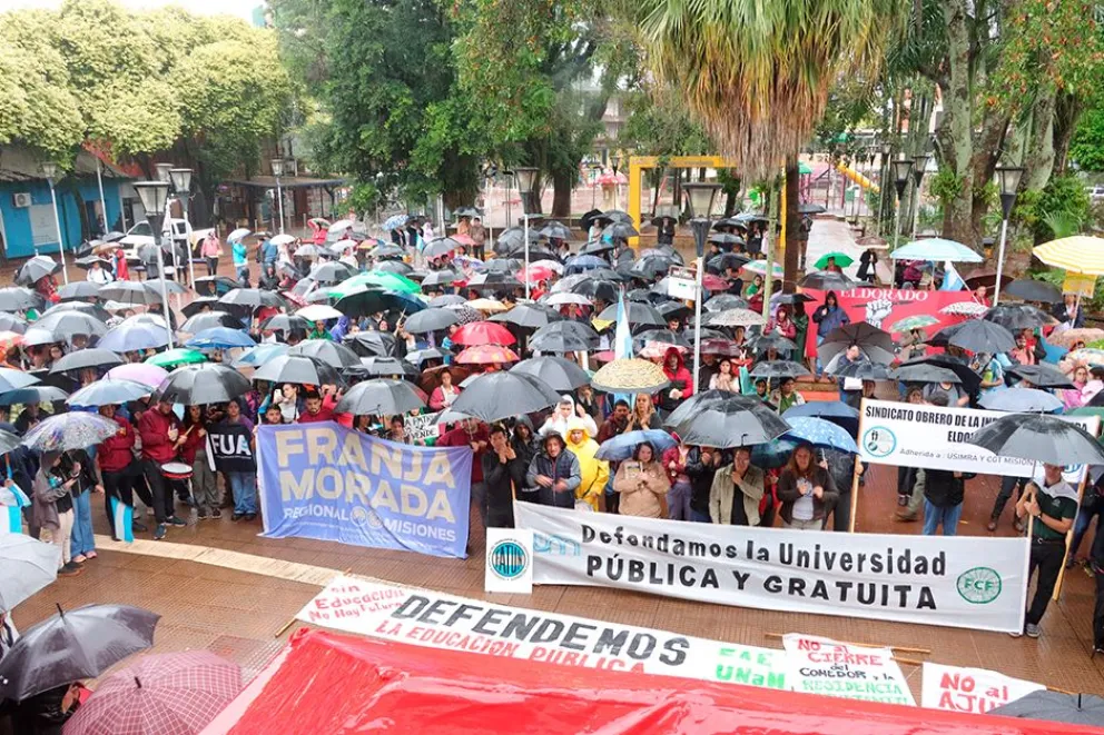 En Eldorado, marcharon desde la Ceel hasta la plaza Sarmiento. Foto: Matías Bordón