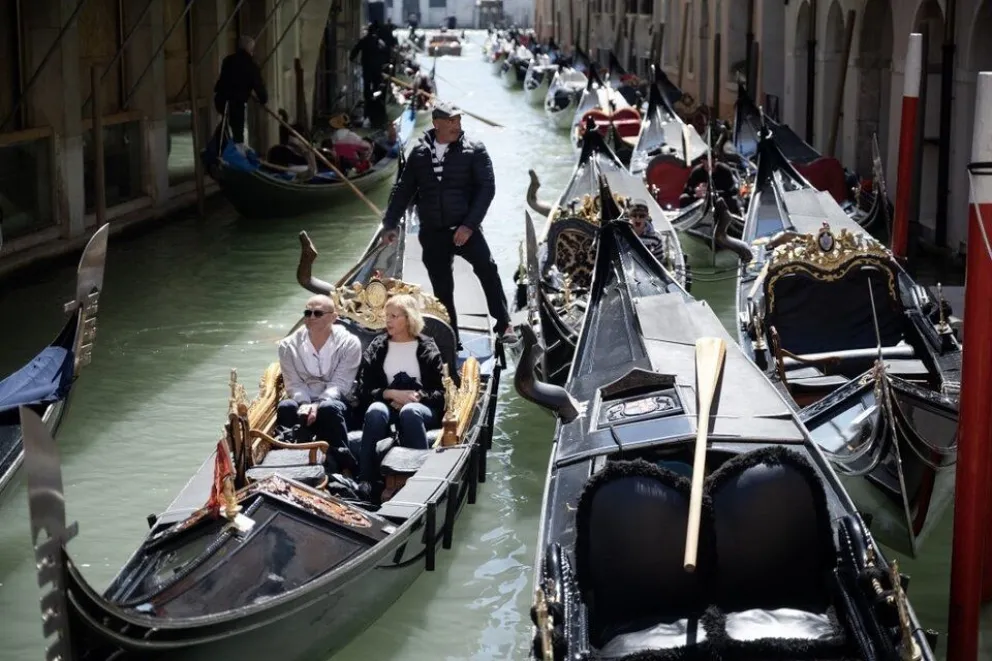Venecia empezó a cobrar el ingreso a los turistas diarios: vendieron más de 10 mil pases el primer día