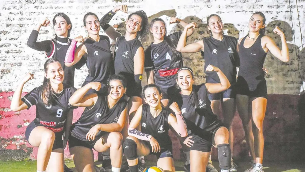 Las chicas lograron la permanencia en la Liga Federal y planean volver al torneo para ser protagonistas. Foto: Marcelo Rodríguez