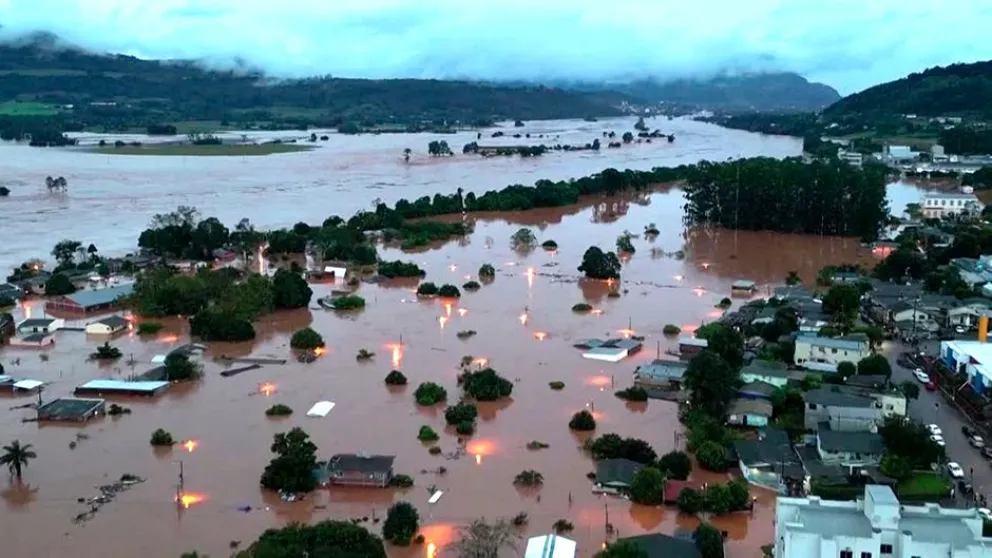 En Brasil, las inundaciones ya se cobraron la vida de casi 40 personas.
