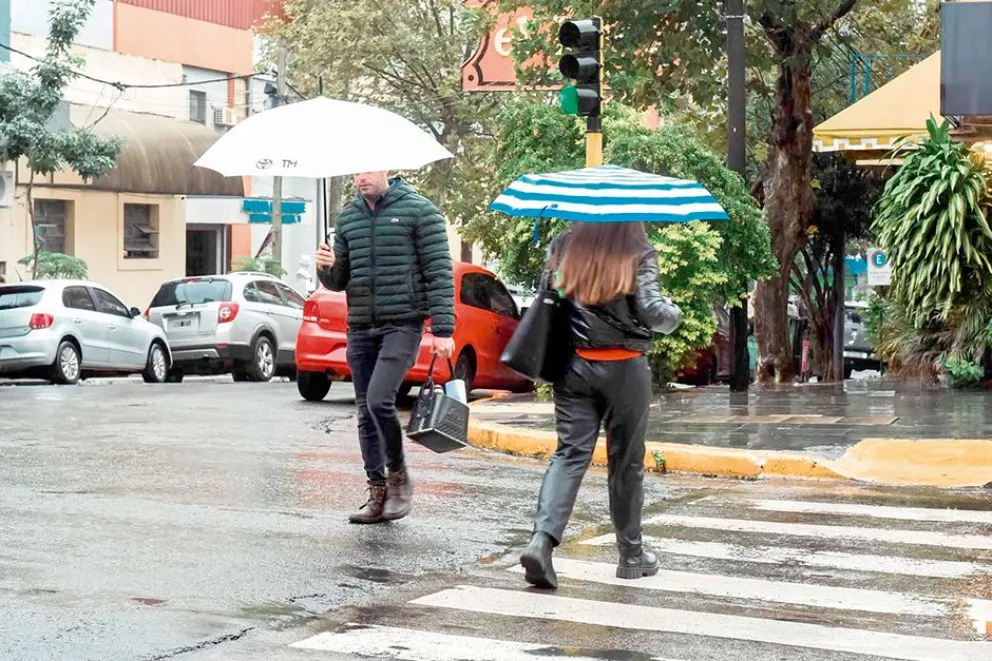 Todo indica que jueves volverían las lluvias y el frío a la provincia. //Foto: Marcelo Rodríguez.