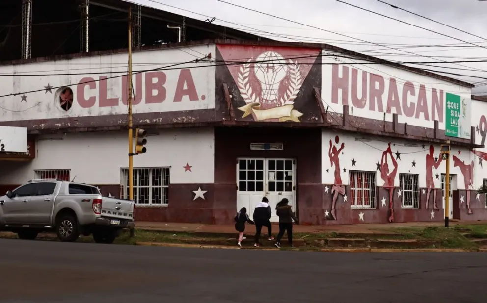 Ante las bajas temperaturas, el Club Huracán de Posadas abrirá sus