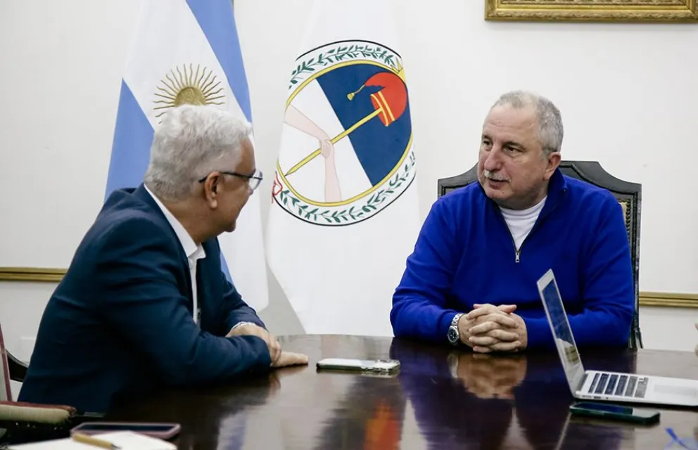 Carmargo, representante del Instituto Interamericano de Agricultura, se reunió con el gobernador Passalacqua.