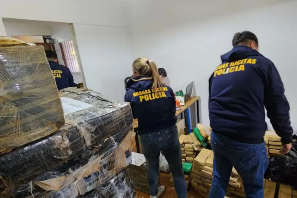 La droga había sido cargada en Misiones, y desde ahí enviada a Buenos Aires. //Foto: Policía Bonaerense.
