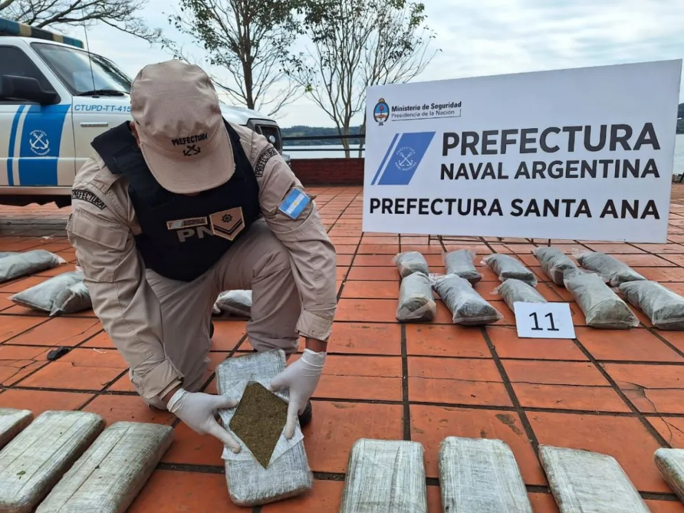 La droga secuestrada. //Foto: PNA.