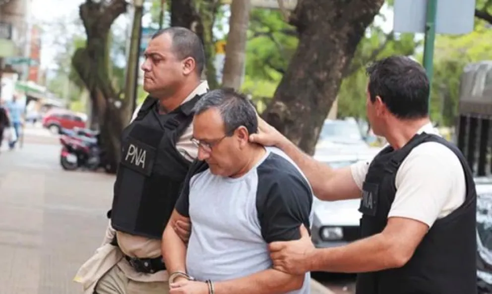 El entonces comisario López ingresando a audiencia indagatoria en noviembre del 2017. //Foto: archivo El Territorio.