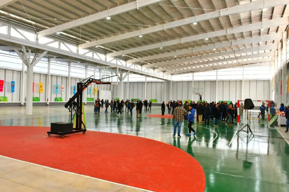 El polideportivo convertido en multiespacio, obra inaugurada en el marco del aniversario. //Fotos: Matías Sánchez.
