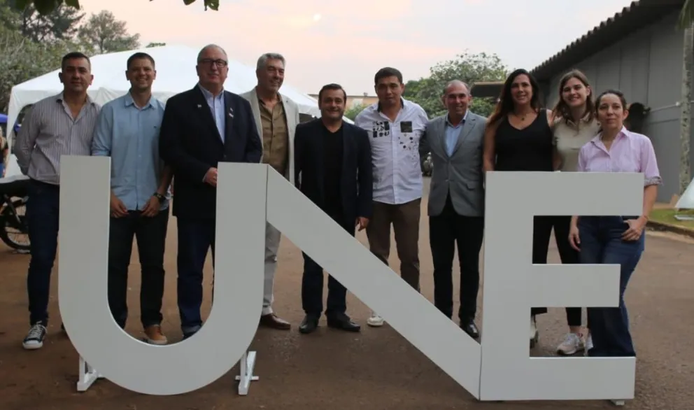 Con invitados, abrió sus puertas UNE Espacio Abierto, una plataforma de arquitectura, diseño y construcción en Misiones.