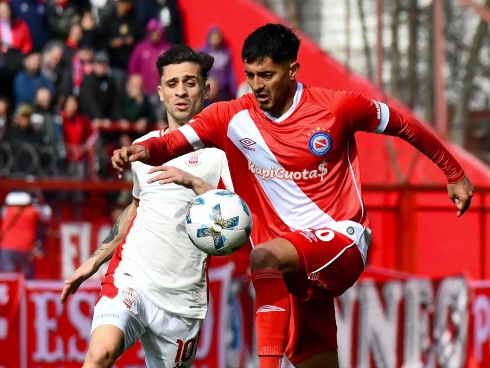 Argentinos y Huracán empataron sin goles en La Paternal | El Territorio