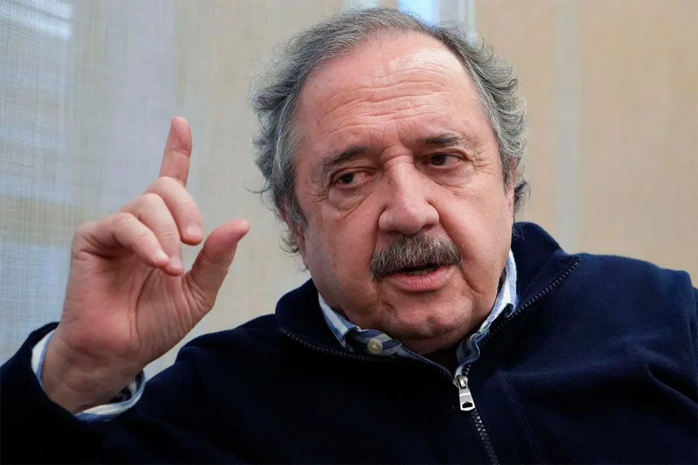 Alfonsín lanzó un frente progresista en provincia de Buenos Aires defendiendo los ideales de referentes del radicalismo.