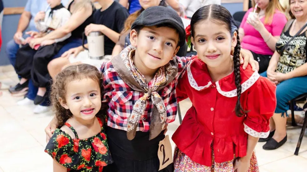 La Fiesta del Folklore misionero busca en cada rincón a sus provincianos representativos.