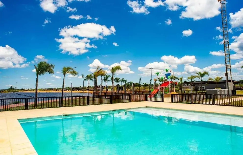 La piscina ya está operativa desde mediados de noviembre y está habilitada  de martes a domingo, 