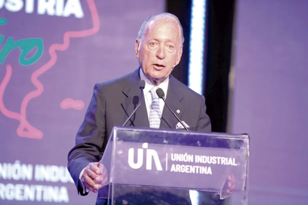 Funes de Rioja, titular de la UIA, tensionó la relación con el gobierno nacional.