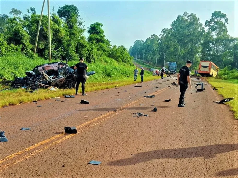 El choque frontal ocurrió sobre la ruta Provincial 19. //Foto: Policía de Misiones.