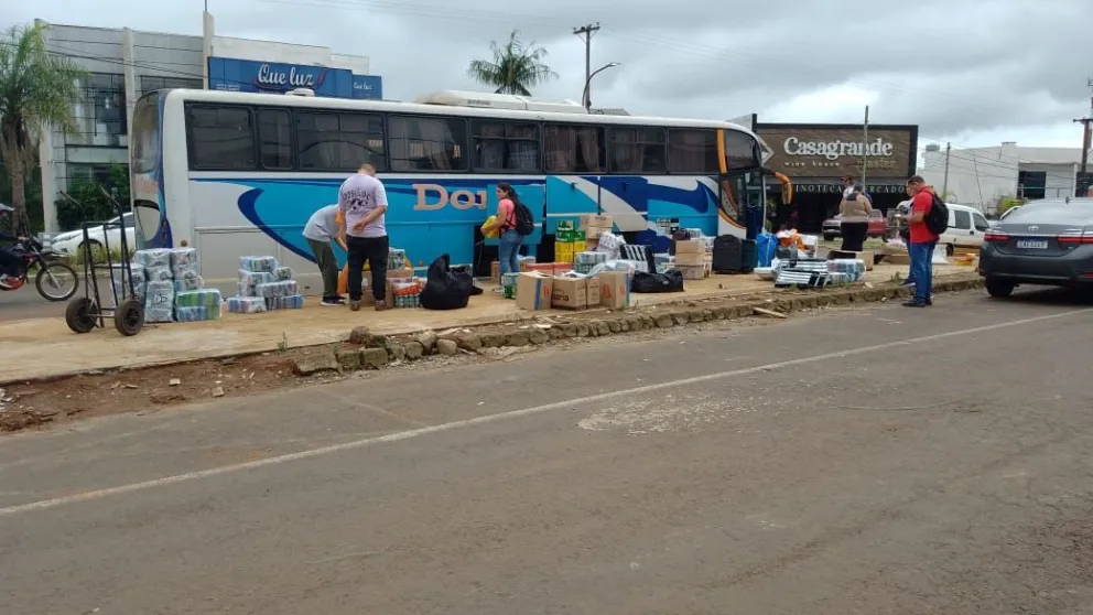 Se ven constantemente grupos que cruzan a comprar a Brasil. Foto: Fabián Acosta.