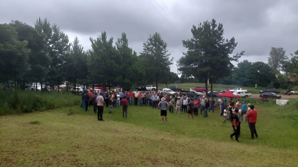 Los productores se reunieron este lunes en la localidad de San Pedro.