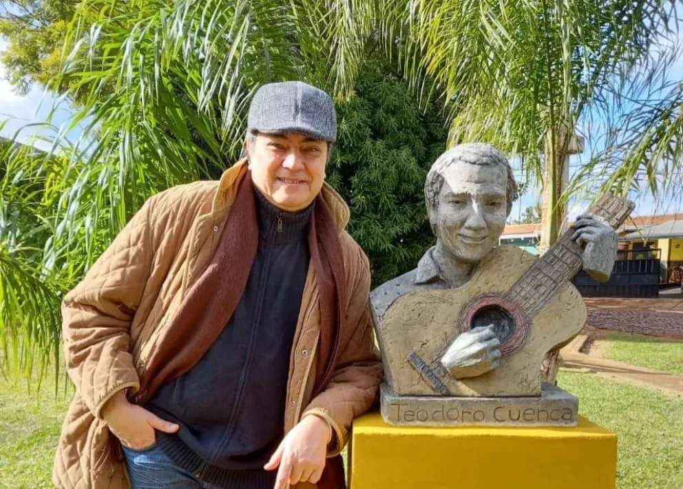 Claudio Bustos relanza en versión digital, "Farol de sueños", álbum tributo a Teodoro Cuenca, grabado en 2009 en formato físico. Foto: Gentileza Claudio Bustos. 