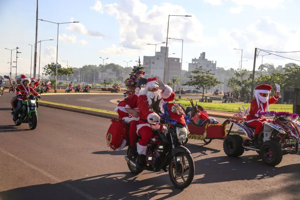 Los regalos fueron entregados a los niños internados en el Pediátrico. // Fotos: Natalia Guerrero.
