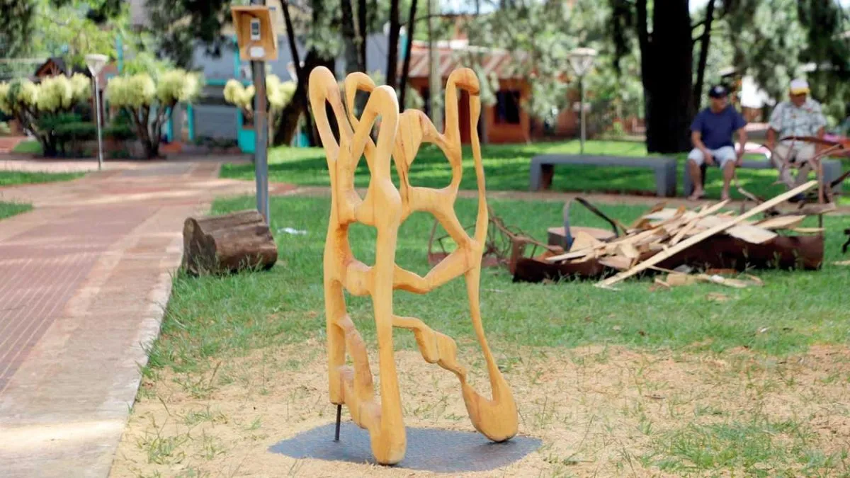 primera edición de la Bienal Cainguás en Aristóbulo del Valle