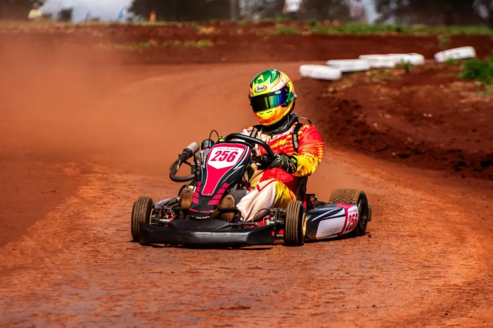 El karting se corre en Apóstoles.