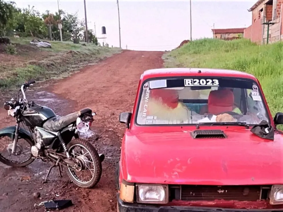El choque ocurrió esta mañana en la localidad de San Ignacio. //Foto: Policía de Misiones.