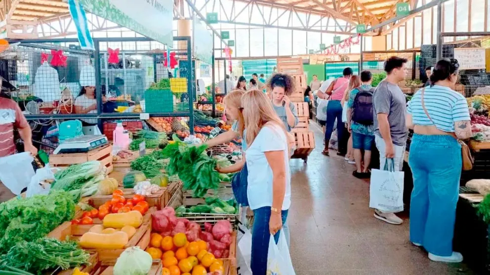 Las ETA se producen por el consumo de agua o alimentos contaminados.  