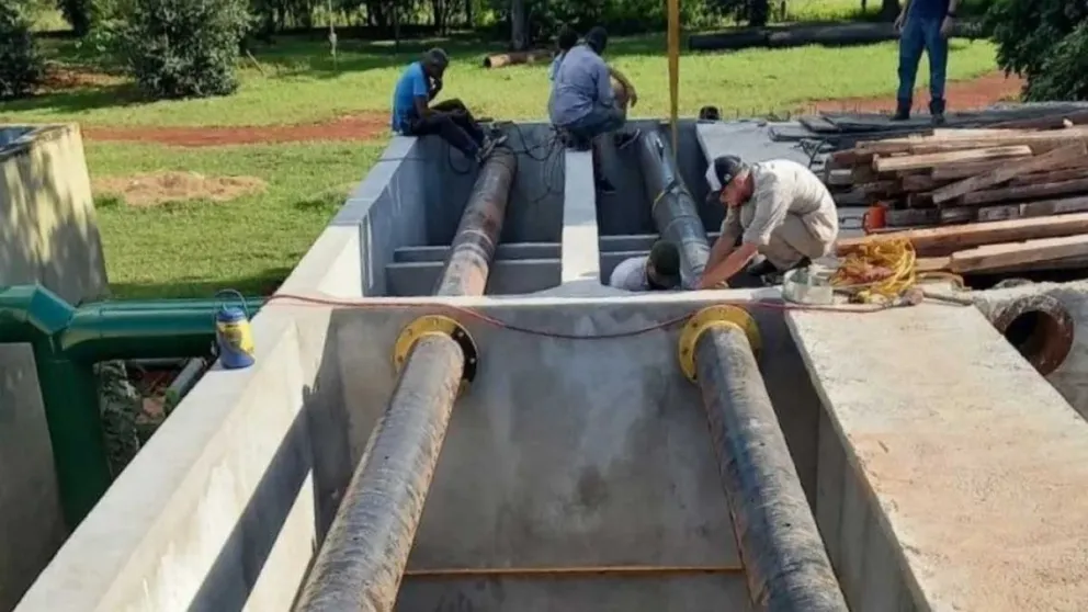 Se realizan obras todo el año para evitar faltantes en el verano. Foto: Esteban González