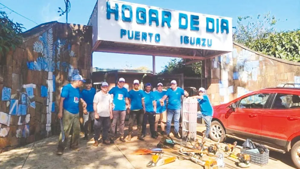 Además de escuelas y espacios públicos colaboran con iglesias y comedores de la comunidad de Puerto Iguazú.  
