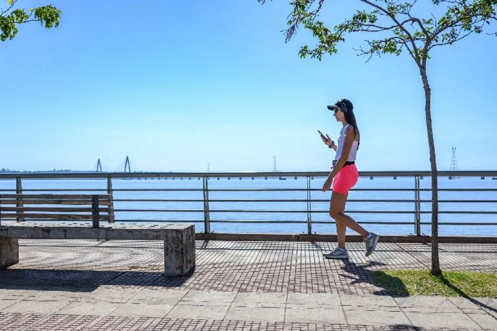 Domingo caluroso y ventoso, con máximas que llegarían a los 36°C imagen-6