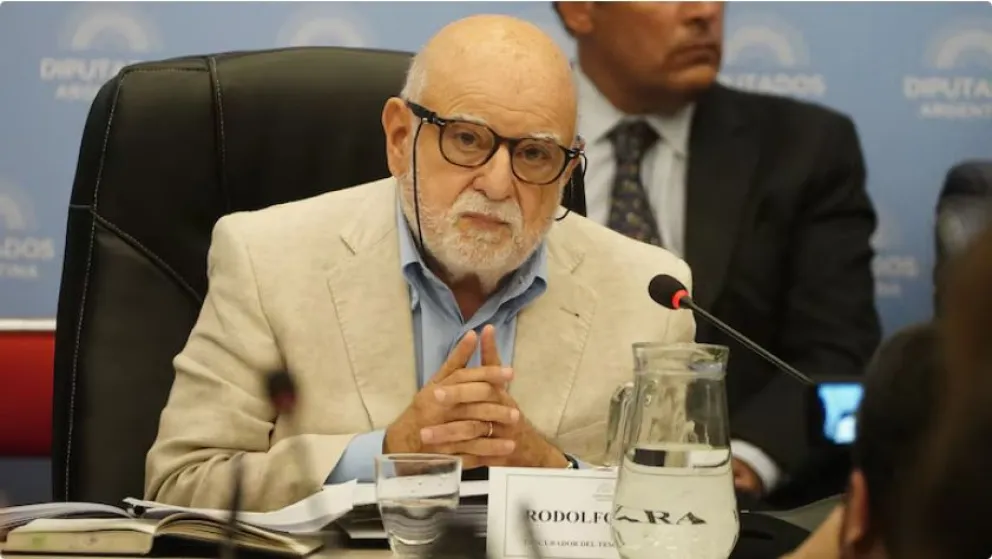 El vocero presidencial anunció la salida de Barra. //Foto: Infobae.