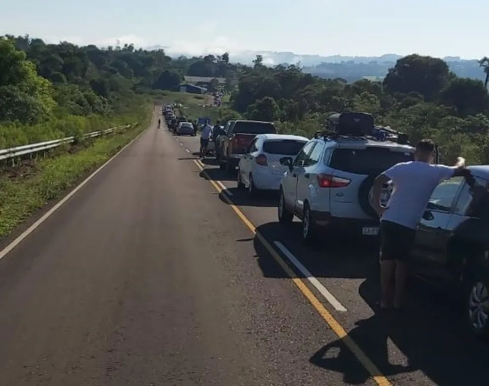 Paso Rosales: turistas enfrentan demoras de más de dos horas para ingresar a Brasil imagen-6