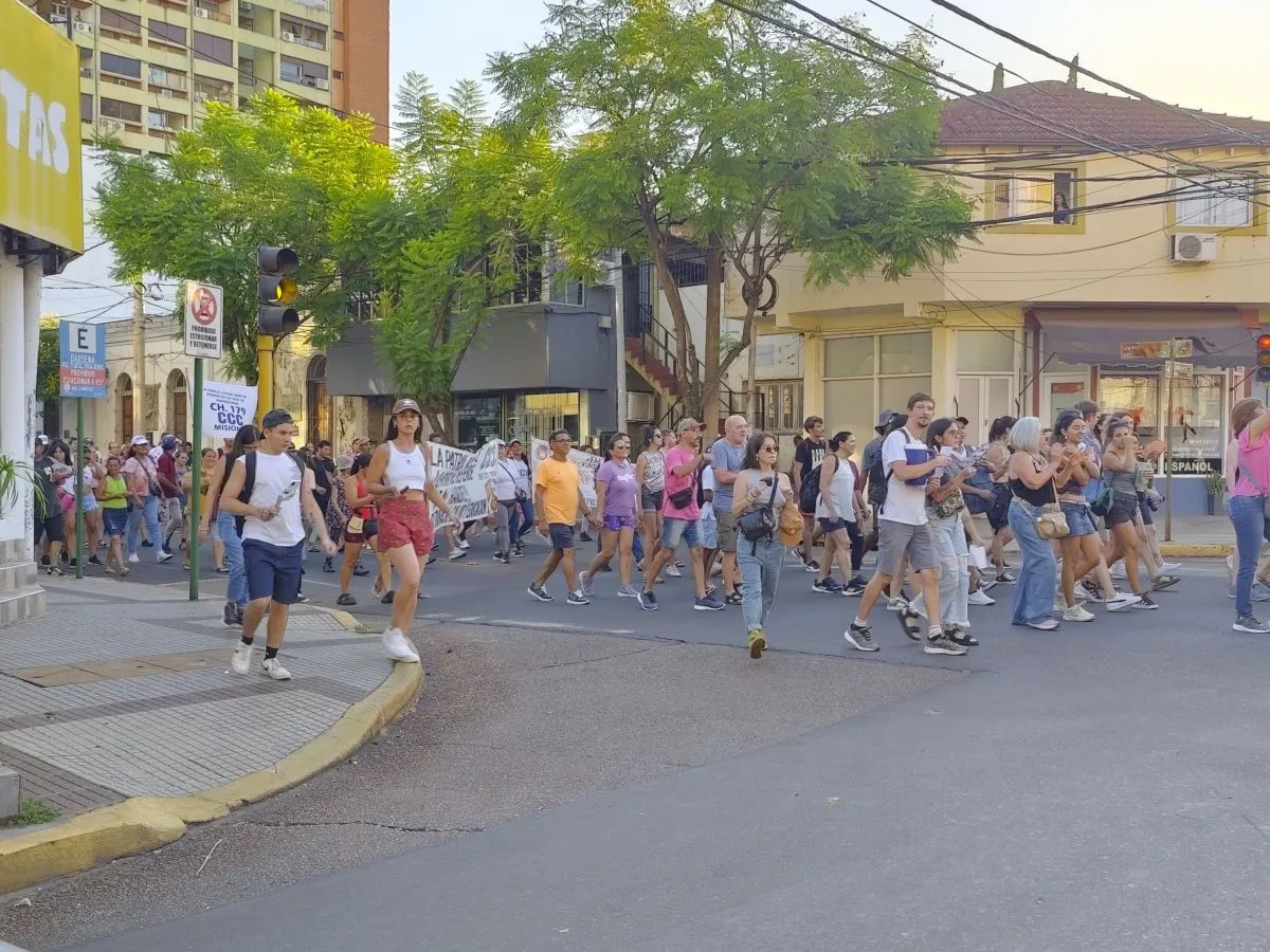 Marcha del colectivo LGBTIQ+ en Misiones: repudio a Milei y defensa de los derechos imagen-10