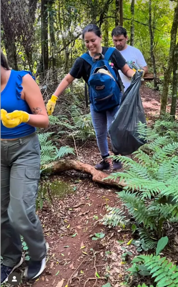 Jornada de limpieza de un sendero ecológico de Puerto Esperanza imagen-6