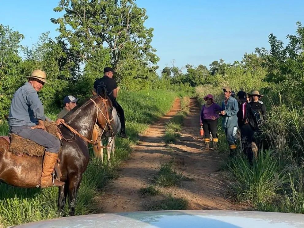 La búsqueda continúa en varios parajes de la localidad. //Fotos: Policía de Misiones.