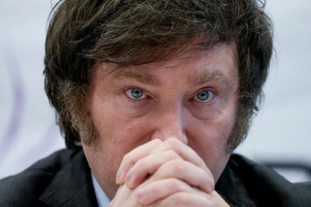 No favorecen a Milei los resultados de un estudio de la consultora Zuban Córdoba y Asociados sobre el tema político del momento. //Foto: AP.