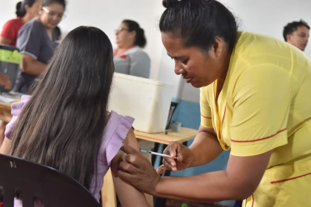 Operativos solidarios y de salud en distintos barrios de Montecarlo  imagen-6