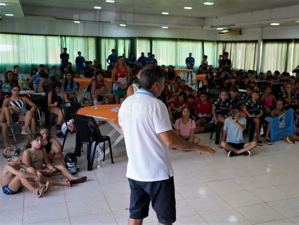 Roldán brindó una charla motivacional. //Foto: Gentileza.